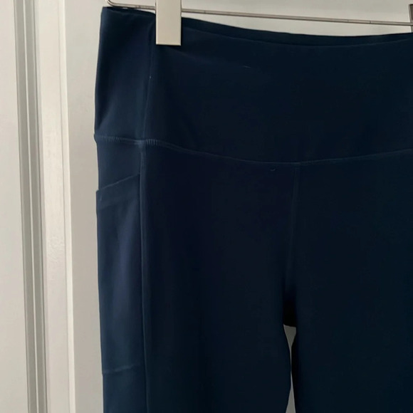 Leggings 4 pair bundle Size M - Picture 5 of 12